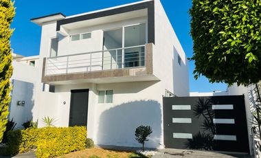 🏡 CASAS EN RENTA PARQUE VENETO