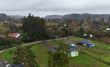 Casa y Cabaña En Sector Chamiza Puerto Montt