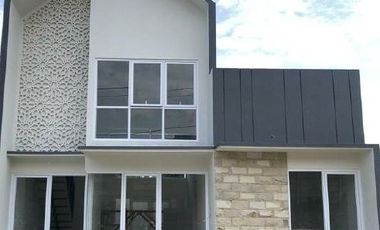 Rumah SKR Parung, Baru Mewah Harga Murah Exclusive Minimalis Dekat Fasilitas Umum, Bogor Jual Dijual