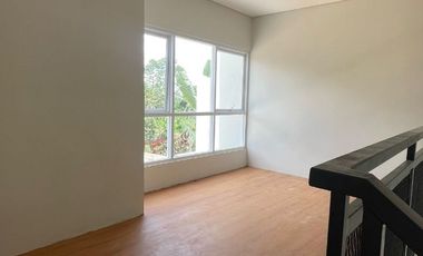 Rumah SKR Parung, Baru Mewah Harga Murah Exclusive Minimalis Dekat Fasilitas Umum, Bogor Jual Dijual