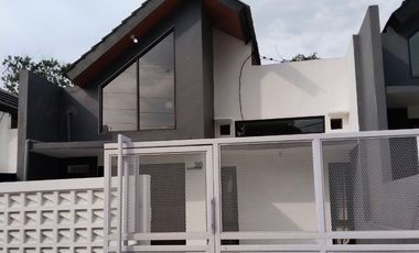 Rumah Cipadung, Baru 2/1 LANTAI, Harga Murah Mewah New, Cilengkrang Cibiru Kota Bandung, Jual Dijual