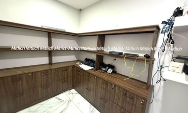 Oficina Semiamueblada en Renta Zona Cantera $80,000.00