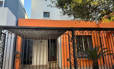 Casa en Renta en Jardines de Andalucia