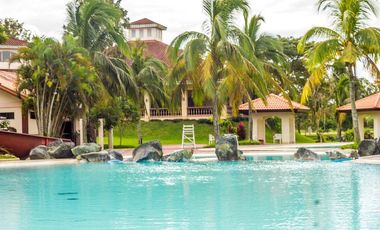 FOR SALE – 3 Bedrooms House and Lot on a Golf Property at Silang Cavite near Tagaytay