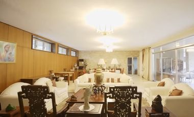 FOR SALE: GREENHILLS WEST HOUSE AND LOT WITH POOL AND GARDEN