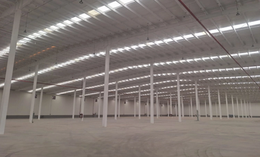 Bodega en renta dentro de parque Zona El Salto