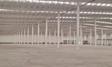 Bodega en renta dentro de parque Zona El Salto