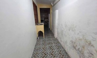 FOR SALE HOUSE AND LOT  IN BASAK MANDAUE NEAR PACIFIC MALL