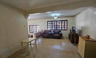 FOR SALE HOUSE AND LOT  IN BASAK MANDAUE NEAR PACIFIC MALL