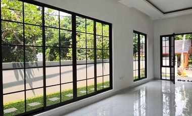 Rumah Bagus Jl. Kiwi Graha Raya Strategis Siaphuni