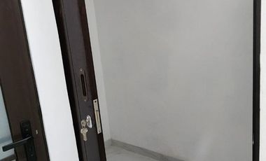 Rumah Bagus Jl. Kiwi Graha Raya Strategis Siaphuni