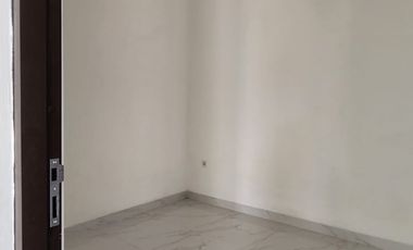 Rumah Bagus Jl. Kiwi Graha Raya Strategis Siaphuni