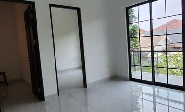 Rumah Bagus Jl. Kiwi Graha Raya Strategis Siaphuni
