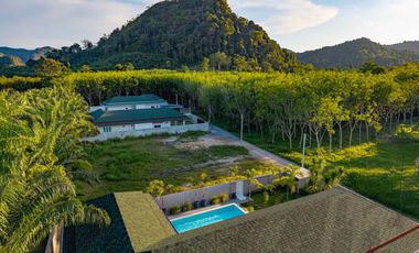 New and Exclusive, Three Bedroom Villa on Large Land Plot
