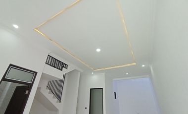 Rumah Mgn KODAU, SIAP HUNI 2 LANTAI Murah Mewah Townhouse Jatimekar Jatiasih Kota Bekasi Jual Dijual