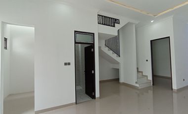 Rumah Mgn KODAU, SIAP HUNI 2 LANTAI Murah Mewah Townhouse Jatimekar Jatiasih Kota Bekasi Jual Dijual