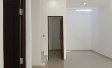 Rumah Mgn KODAU, SIAP HUNI 2 LANTAI Murah Mewah Townhouse Jatimekar Jatiasih Kota Bekasi Jual Dijual