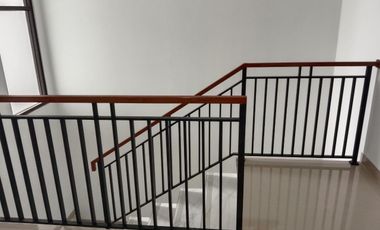 Rumah Mgn KODAU, SIAP HUNI 2 LANTAI Murah Mewah Townhouse Jatimekar Jatiasih Kota Bekasi Jual Dijual