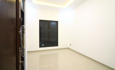 Rumah Mgn KODAU, SIAP HUNI 2 LANTAI Murah Mewah Townhouse Jatimekar Jatiasih Kota Bekasi Jual Dijual