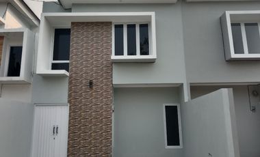 Rumah Townhouse Pan Jatiasih, READY SIAP HUNI 2 LANTAI Mewah Murah Jatiluhur Kota Bekasi Jual Dijual