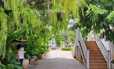 For sale: Luxury riverside mansion, Pathum-Samkok-Sena Road, Pathum Thani, over 2 rai, with custom-made luxury furniture throughout the house