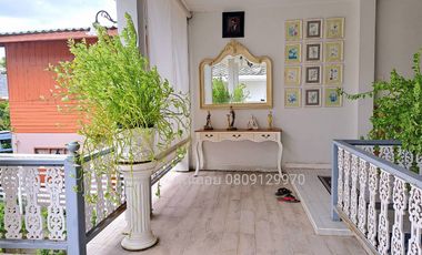 For sale: Luxury riverside mansion, Pathum-Samkok-Sena Road, Pathum Thani, over 2 rai, with custom-made luxury furniture throughout the house