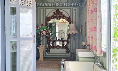 For sale: Luxury riverside mansion, Pathum-Samkok-Sena Road, Pathum Thani, over 2 rai, with custom-made luxury furniture throughout the house