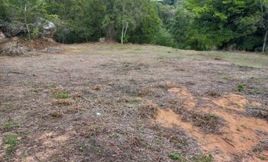 Vendo Vereda Ruitoque, sector tres esquinas, amplio lote -AMB