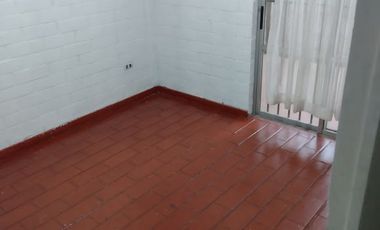 SE ARRIENDA CASA EN TALCA, CERCANO AL REGIMIENTO TALCA