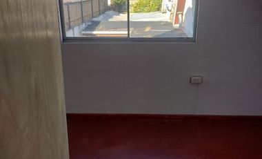 SE ARRIENDA CASA EN TALCA, CERCANO AL REGIMIENTO TALCA