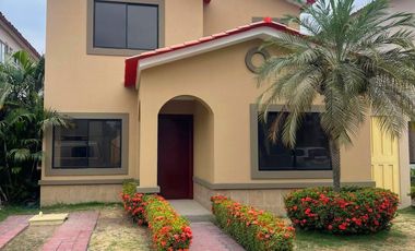 Venta Casa en Ciudad Celeste 4 dormitorios - Samborondón - C317