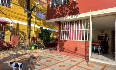 Vendo casa esquinera rentando, Lagos III