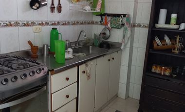 Vendo casa esquinera rentando, Lagos III