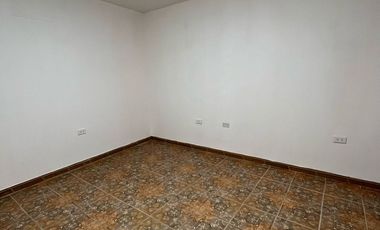 AMPLIA CASA EN VENTA - SAN JUAN DE MIRAFLORES