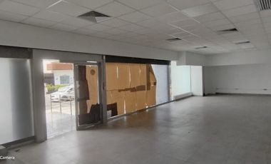 ALQUILO, LOCAL COMERCIAL IMPLEMENTADO, 183MTS. VISTA CALLE  EN ESQUINA PETIT THOUARS C/LA HABANA
