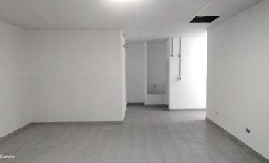 ALQUILO, LOCAL COMERCIAL IMPLEMENTADO, 183MTS. VISTA CALLE  EN ESQUINA PETIT THOUARS C/LA HABANA