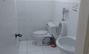 ALQUILO, LOCAL COMERCIAL IMPLEMENTADO, 183MTS. VISTA CALLE  EN ESQUINA PETIT THOUARS C/LA HABANA