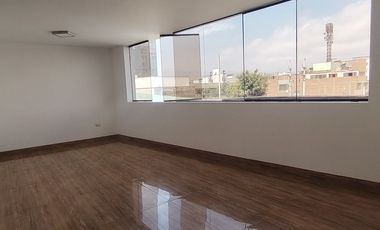 Alquilo Dpto 3Erpiso 85M2 O2Dorm C/Cochera A Unos Pasos De Estacion Ayacucho