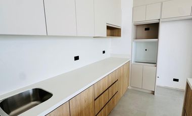 Departamento dúplex de 2 habitaciones frente al mar para estrenar