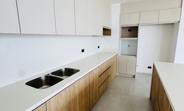 Departamento dúplex de 2 habitaciones frente al mar para estrenar