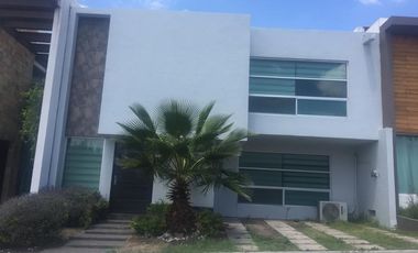 VENTA DE CASA EN ZEN HOUSE I. QRO