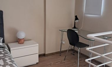 Dúplex Amoblado un Dormitorio 70m2 Cochera y Vista a la Calle en Alquiler en Miraflores