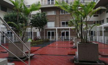Dúplex Amoblado un Dormitorio 70m2 Cochera y Vista a la Calle en Alquiler en Miraflores