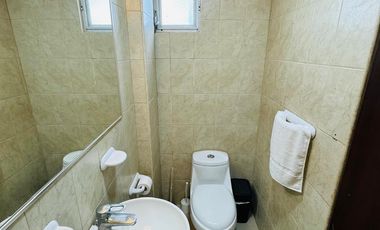 Apartamento Frente Al Mar de Oportunidad!