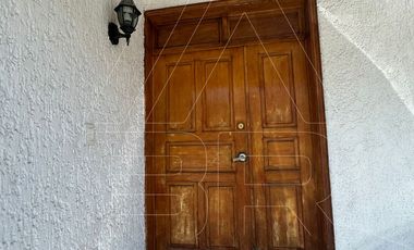 CASA EN VENTA EN ESQUINA EN ZONA VIRREYES