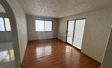 CASA EN VENTA EN ESQUINA EN ZONA VIRREYES