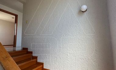 CASA EN VENTA EN ESQUINA EN ZONA VIRREYES