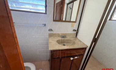 CASA EN VENTA EN ESQUINA EN ZONA VIRREYES