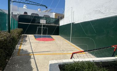 CASA EN VENTA EN ESQUINA EN ZONA VIRREYES
