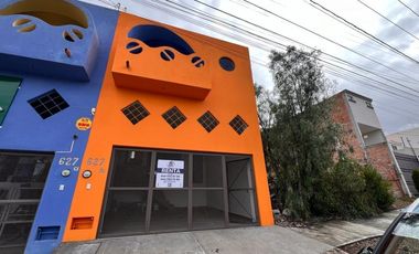Casa en Renta en Lomas 4ta. Ideal para Oficina, clases de yoga, clases de baile incluso para SPA.